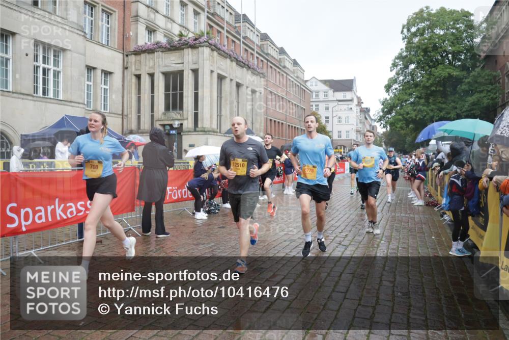 13.09.2026 - Kiel Lauf Yannick Fuchs http://msf.ph/oto/10416476 13.09.2026 10:48:24 Ziel 199, 473, 854, 1161, 1322, 1564, 1763, 1818, 2001, 2042, 2253, 2649, 3272, 3402, 4511, 4736, 4753, 5116, 5447, 5546, 6629, 6935, 8083, 8349, 8553, 9561, 9972, 10265, 10820, 10979, 11005, 11304, 11349, 11383, 12263, 596, 696, 708, 960, 995, 1059, 1273, 1586, 1595, 1644, 2097, 2253, 2625, 2712, 3012, 3014, 3715, 3738, 4553, 4713, 4720, 4896, 5240, 5447, 5747, 6000, 6418, 6507, 6760, 6778, 7104, 7212, 7326, 7668, 8737, 9915, 9972, 10234, 10265, 10634, 10672 meine-sportfotos.de