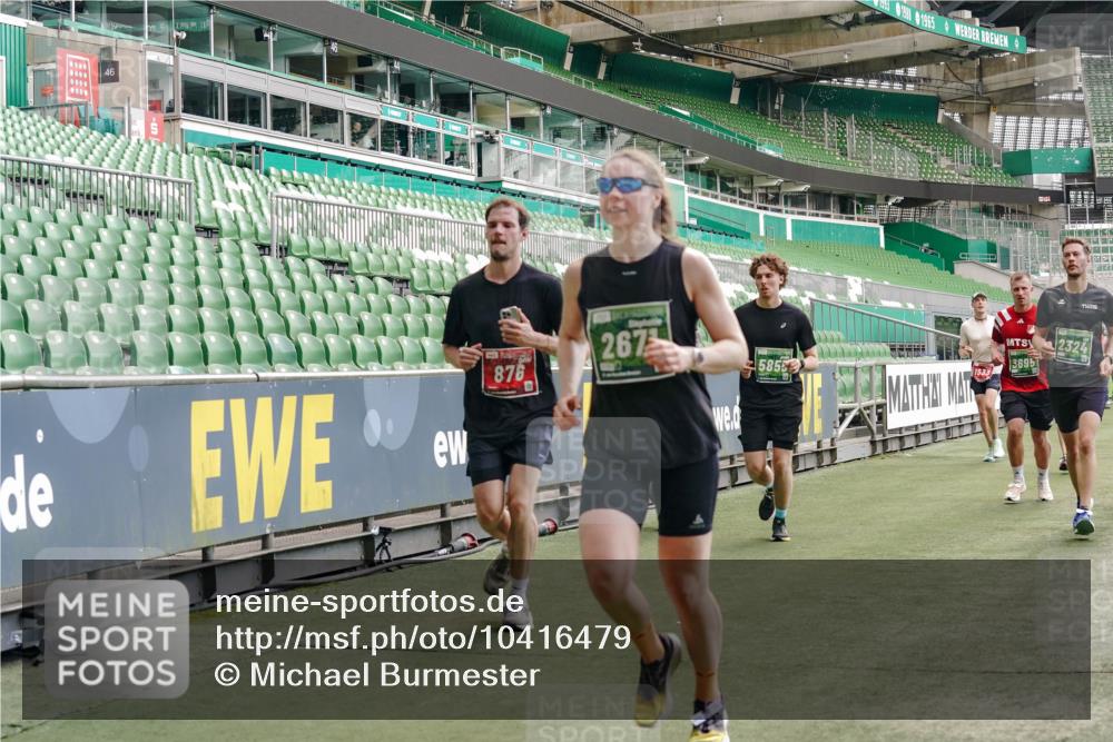13.09.2026 - 21. swb-Marathon Bremen Michael Burmester http://msf.ph/oto/10416479 13.09.2026 12:58:26 Laufen im Stadion 141, 148, 191, 226, 334, 511, 672, 776, 789, 790, 909, 972, 1010, 1119, 1191, 1199, 1254, 1281, 1535, 1642, 1647, 1752, 1809, 1881, 1900, 1931, 1933, 2046, 2051, 2075, 2210, 2324, 2343, 2367, 2371, 2397, 2402, 2423, 2425, 2493, 2577, 2771, 2807, 2827, 2885, 2903, 2904, 2979, 3021, 3051, 3078, 3098, 3120, 3138, 3148, 3182, 3186, 3233, 3319, 3338, 3435, 3450, 3516, 3534, 3560, 3634, 3655, 3685, 3690, 3695, 3760, 3866, 3933, 3934, 3939, 4101, 4316, 4319, 205 meine-sportfotos.de