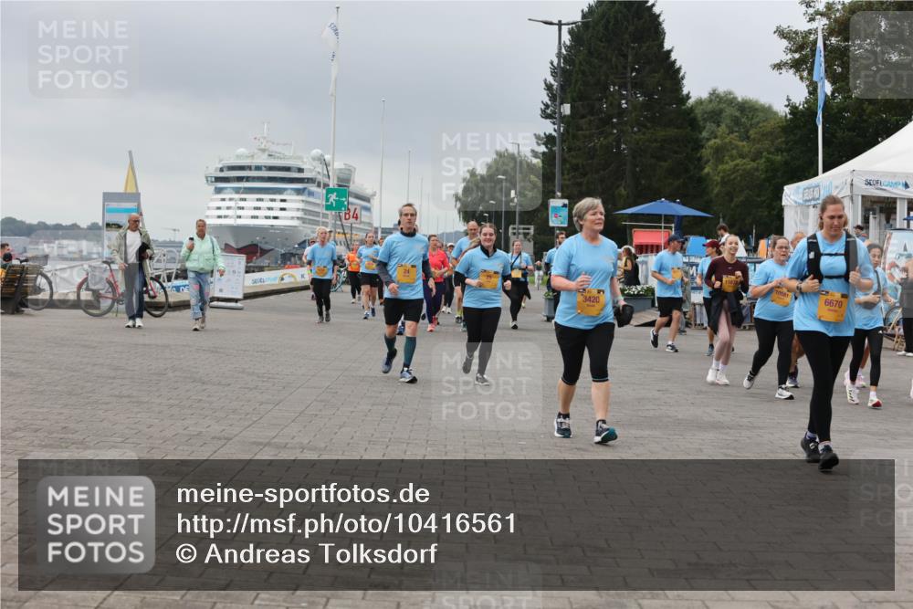 13.09.2026 - Kiel Lauf Andreas Tolksdorf http://msf.ph/oto/10416561 13.09.2026 10:07:21 Kiellinie 13, 3420, 10581, 6670 meine-sportfotos.de
