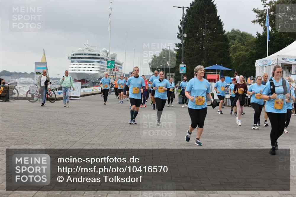 13.09.2026 - Kiel Lauf Andreas Tolksdorf http://msf.ph/oto/10416570 13.09.2026 10:07:22 Kiellinie 3420, 10581, 6670 meine-sportfotos.de