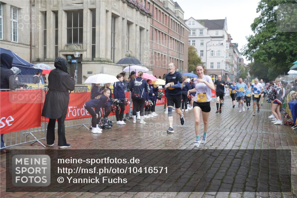 13.09.2026 - Kiel Lauf Yannick Fuchs http://msf.ph/oto/10416571 13.09.2026 10:48:28 Ziel 199, 473, 854, 1161, 1322, 1564, 1763, 1818, 2011, 2042, 2649, 2956, 3031, 3272, 3402, 3773, 4511, 4753, 5116, 5546, 5655, 6629, 6935, 7313, 7435, 7724, 8083, 8349, 9561, 10820, 10979, 11005, 11304, 12263, 596, 696, 960, 995, 1273, 1586, 1595, 1644, 2001, 2097, 2253, 2625, 2712, 3012, 3014, 3715, 3738, 4553, 4713, 4720, 4736, 4896, 5447, 6000, 6418, 6507, 6760, 7104, 7212, 7326, 7668, 8553, 8737, 9915, 9972, 10234, 10265, 10634, 10672, 11005, 11349, 11383, 727 meine-sportfotos.de