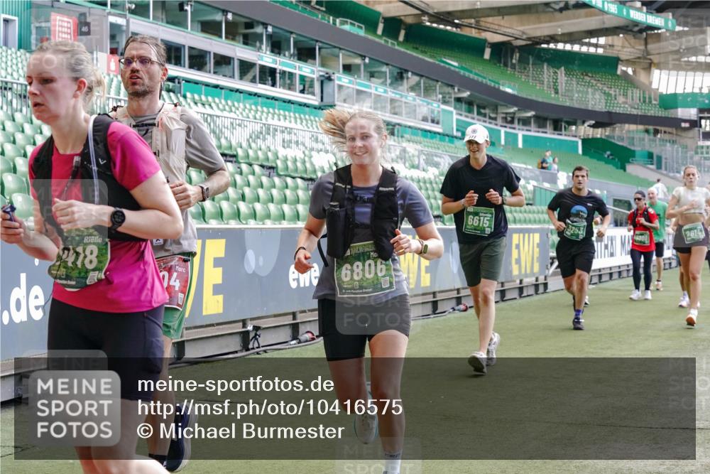 13.09.2026 - 21. swb-Marathon Bremen Michael Burmester http://msf.ph/oto/10416575 13.09.2026 13:19:50 Laufen im Stadion 333, 464, 486, 512, 704, 921, 938, 1066, 1129, 1156, 1409, 1431, 1446, 1506, 1697, 1756, 1765, 1815, 1916, 2010, 2028, 2064, 2137, 2224, 2240, 2294, 2315, 2349, 2417, 2453, 2501, 2533, 2557, 2563, 2622, 2626, 2689, 2694, 2695, 2702, 2703, 2722, 2756, 2786, 2843, 2845, 2879, 2944, 2983, 3017, 3018, 3031, 3035, 3036, 3037, 3046, 3059, 3072, 3096, 3116, 3139, 3189, 3198, 3243, 3263, 3264, 3285, 3287, 3310, 3315, 3619, 3879, 4478 meine-sportfotos.de
