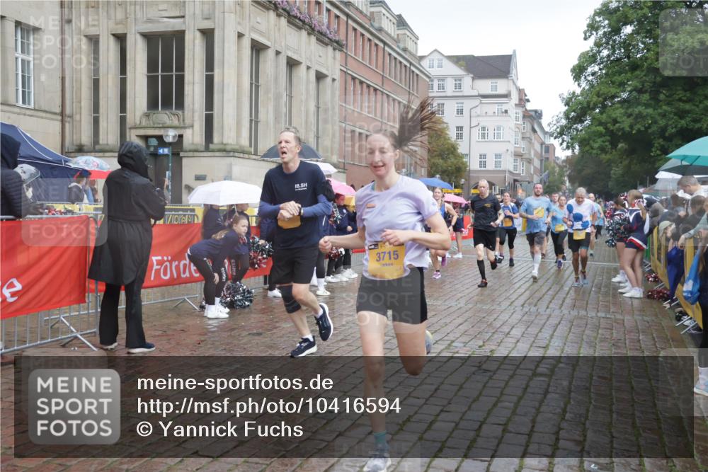 13.09.2026 - Kiel Lauf Yannick Fuchs http://msf.ph/oto/10416594 13.09.2026 10:48:29 Ziel 199, 473, 854, 1161, 1322, 1564, 1763, 1818, 2011, 2042, 2649, 2956, 3031, 3272, 3402, 3773, 4511, 4753, 5116, 5546, 5655, 6629, 6935, 7313, 7435, 7724, 8083, 8349, 9561, 10820, 10979, 11304, 199, 596, 960, 995, 1273, 1586, 1595, 1644, 2001, 2097, 2253, 2625, 2712, 3012, 3014, 3715, 3738, 4553, 4720, 4736, 4896, 5116, 5447, 6000, 6418, 6507, 6760, 7104, 7212, 7326, 7668, 8553, 8737, 9915, 9972, 10234, 10265, 10634, 10672, 11005, 11349, 11383, 727 meine-sportfotos.de
