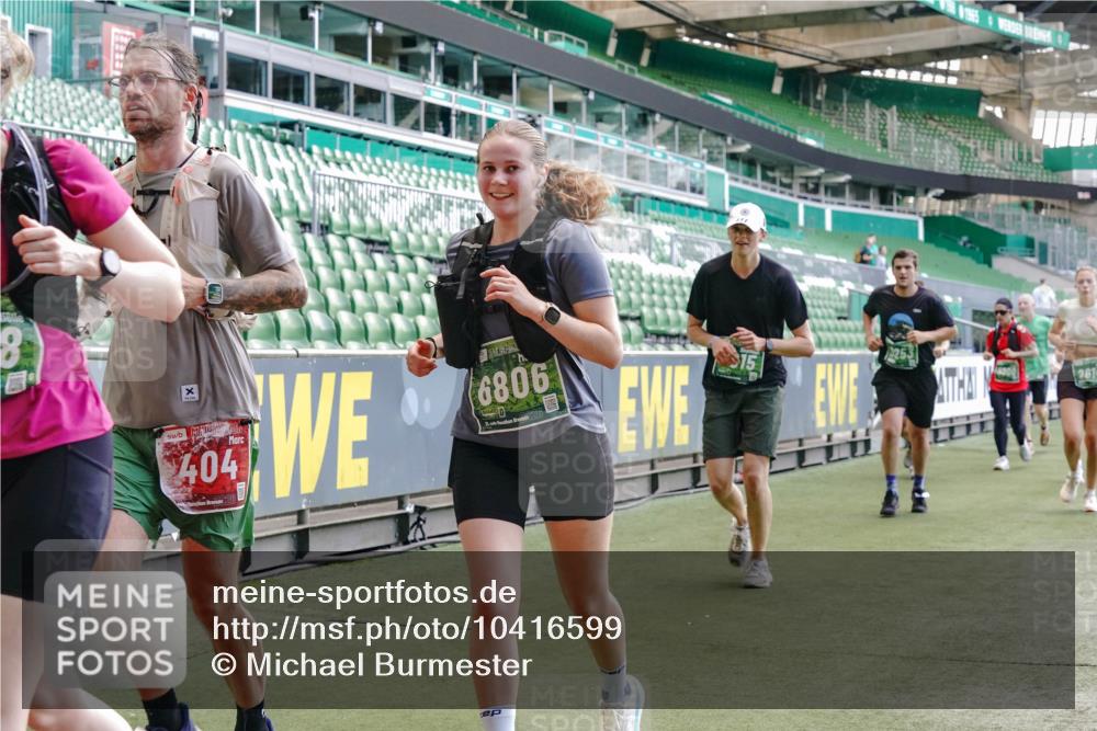 13.09.2026 - 21. swb-Marathon Bremen Michael Burmester http://msf.ph/oto/10416599 13.09.2026 13:19:50 Laufen im Stadion 333, 464, 486, 512, 704, 921, 938, 1066, 1129, 1156, 1409, 1431, 1446, 1506, 1697, 1756, 1765, 1815, 1916, 2010, 2028, 2064, 2137, 2224, 2240, 2294, 2315, 2349, 2417, 2453, 2501, 2533, 2557, 2563, 2622, 2626, 2689, 2694, 2695, 2702, 2703, 2722, 2756, 2786, 2843, 2845, 2879, 2944, 2983, 3017, 3018, 3031, 3035, 3036, 3037, 3046, 3059, 3072, 3096, 3116, 3139, 3189, 3198, 3243, 3263, 3264, 3285, 3287, 3310, 3315, 3619, 3879, 4478 meine-sportfotos.de
