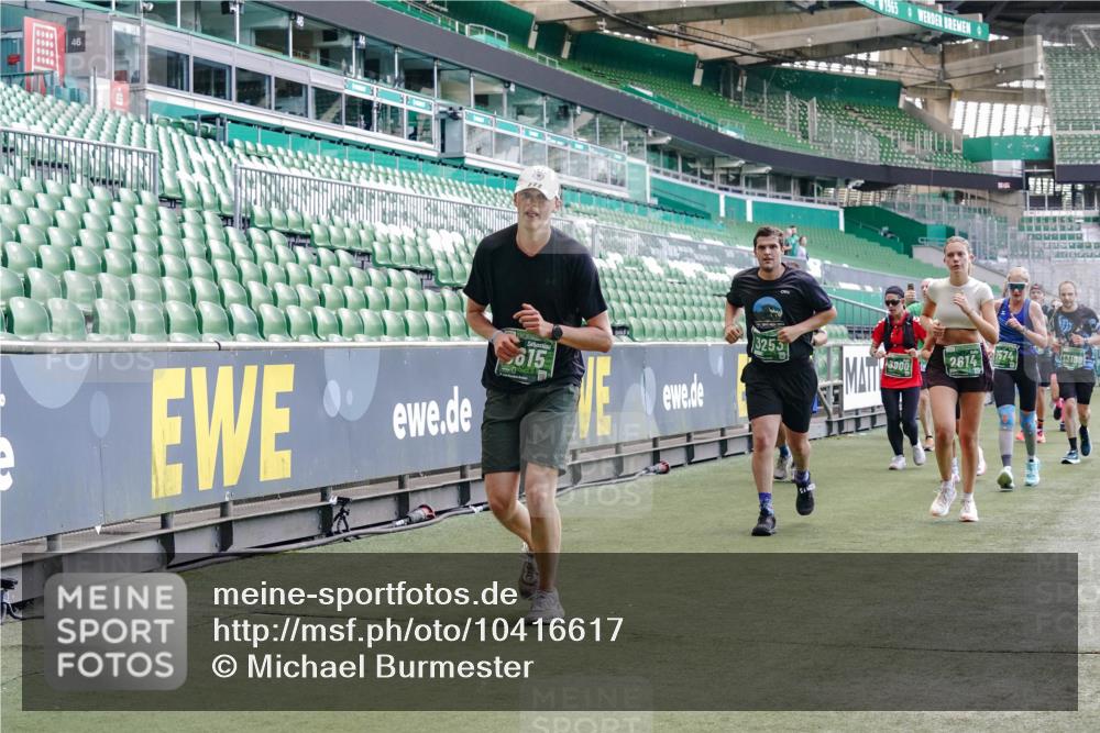 13.09.2026 - 21. swb-Marathon Bremen Michael Burmester http://msf.ph/oto/10416617 13.09.2026 13:19:51 Laufen im Stadion 333, 464, 486, 512, 704, 921, 938, 1066, 1129, 1156, 1409, 1431, 1446, 1506, 1697, 1756, 1765, 1815, 1916, 2010, 2028, 2064, 2137, 2224, 2240, 2294, 2315, 2349, 2417, 2453, 2501, 2533, 2557, 2563, 2622, 2626, 2689, 2694, 2695, 2702, 2703, 2722, 2756, 2786, 2843, 2845, 2879, 2886, 2944, 2983, 3017, 3018, 3031, 3035, 3036, 3037, 3046, 3059, 3072, 3096, 3116, 3139, 3189, 3198, 3243, 3263, 3264, 3285, 3287, 3310, 3315, 3619, 3879 meine-sportfotos.de