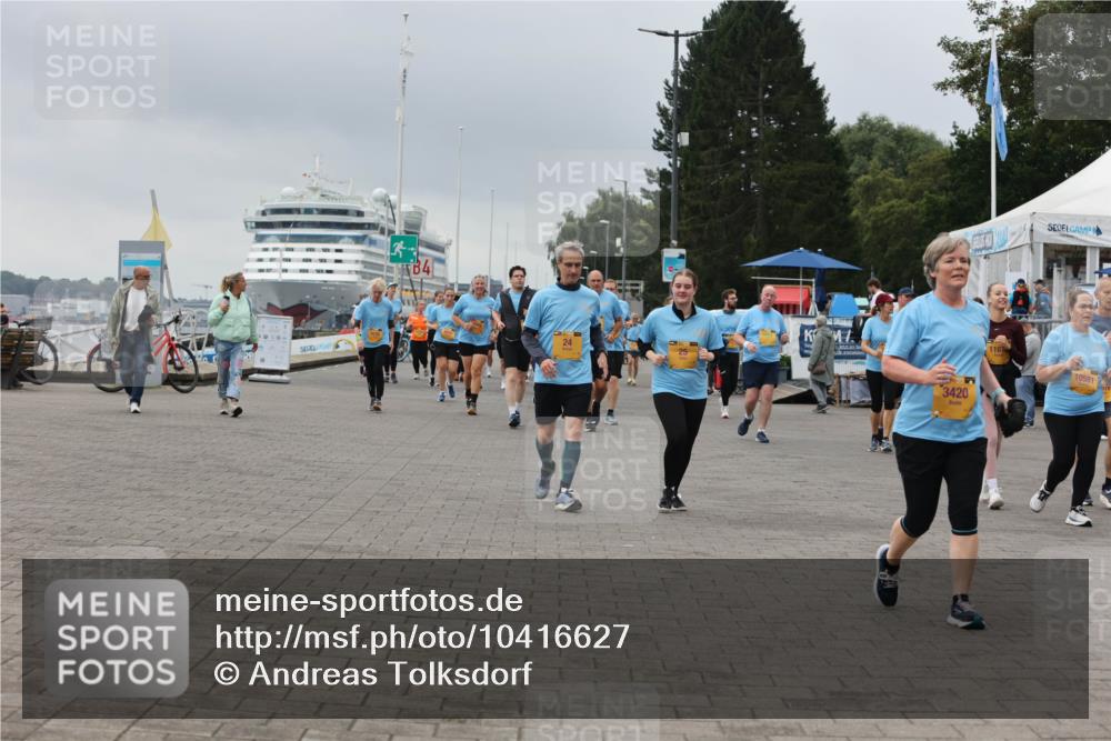 13.09.2026 - Kiel Lauf Andreas Tolksdorf http://msf.ph/oto/10416627 13.09.2026 10:07:23 Kiellinie 4, 24, 25, 3420, 1167, 10581 meine-sportfotos.de