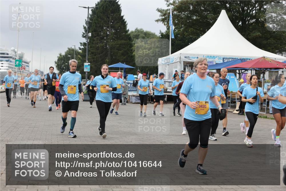 13.09.2026 - Kiel Lauf Andreas Tolksdorf http://msf.ph/oto/10416644 13.09.2026 10:07:24 Kiellinie 3420 meine-sportfotos.de