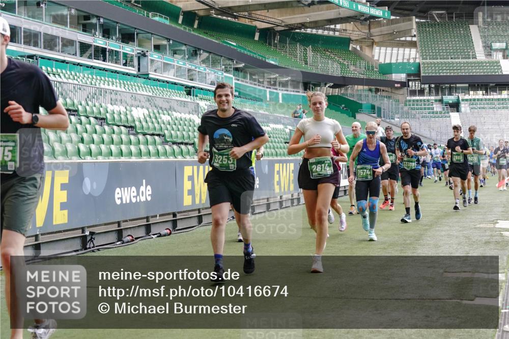 13.09.2026 - 21. swb-Marathon Bremen Michael Burmester http://msf.ph/oto/10416674 13.09.2026 13:19:53 Laufen im Stadion 333, 464, 486, 512, 704, 921, 938, 1066, 1129, 1156, 1409, 1431, 1446, 1506, 1697, 1756, 1765, 1815, 1916, 2010, 2028, 2064, 2137, 2224, 2240, 2294, 2315, 2349, 2417, 2437, 2453, 2501, 2519, 2533, 2557, 2563, 2588, 2622, 2626, 2689, 2694, 2695, 2702, 2703, 2722, 2756, 2786, 2793, 2843, 2845, 2879, 2886, 2944, 2983, 3017, 3018, 3031, 3035, 3036, 3037, 3046, 3059, 3072, 3102, 3116, 3139, 3189, 3198, 3243, 3263, 3264, 3285, 3287, 3310, 3315, 3619, 3879 meine-sportfotos.de