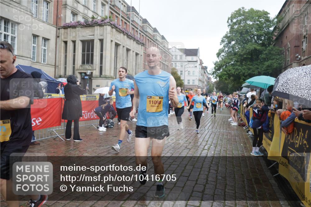 13.09.2026 - Kiel Lauf Yannick Fuchs http://msf.ph/oto/10416705 13.09.2026 10:48:36 Ziel 147, 170, 376, 418, 472, 473, 1161, 1322, 1930, 2011, 2042, 2649, 2956, 3031, 3613, 3773, 3845, 4510, 4753, 5246, 5655, 6629, 7313, 7435, 7724, 8305, 8349, 8706, 9574, 10979, 11304, 12689, 199, 473, 854, 960, 1161, 1273, 1564, 1595, 1644, 1763, 1818, 2001, 2097, 2253, 2649, 2712, 3012, 3014, 3272, 3402, 3738, 4511, 4553, 4720, 4736, 4896, 5116, 5447, 5546, 6000, 6418, 6760, 7212, 7326, 7668, 8553, 8737, 9972, 10234, 10265, 10672, 11005, 11349, 11383, 439, 727, 3012, 3014 meine-sportfotos.de