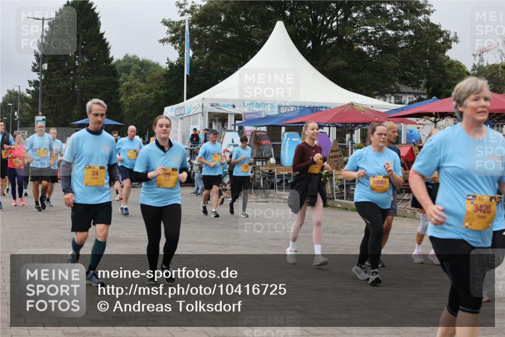 13.09.2026 - Kiel Lauf Andreas Tolksdorf http://msf.ph/oto/10416725 13.09.2026 10:07:25 Kiellinie 24, 25, 1391, 10581, 3420 meine-sportfotos.de