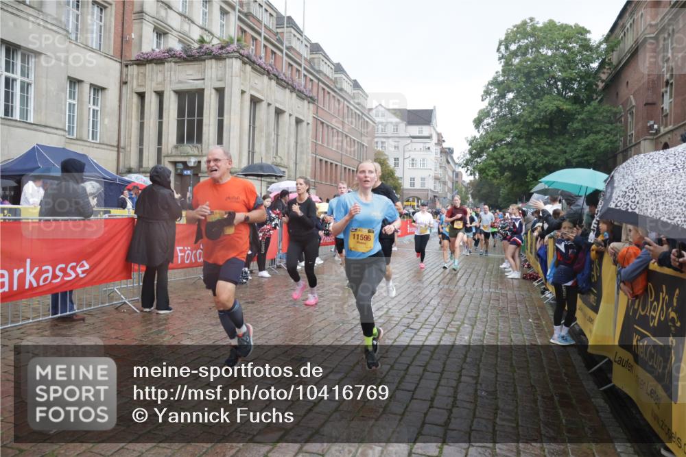 13.09.2026 - Kiel Lauf Yannick Fuchs http://msf.ph/oto/10416769 13.09.2026 10:48:39 Ziel 147, 170, 376, 418, 472, 1930, 2011, 2956, 3031, 3613, 3773, 3845, 4201, 4510, 4753, 5246, 5655, 5841, 6039, 7313, 7354, 7435, 7724, 8305, 8706, 9353, 9500, 9574, 12588, 12689, 199, 473, 854, 960, 1161, 1322, 1564, 1595, 1644, 1763, 1818, 2001, 2042, 2097, 2253, 2649, 2712, 3272, 3402, 3738, 4511, 4553, 4720, 4736, 4753, 4896, 5116, 5447, 5546, 6000, 6760, 7212, 7326, 8553, 8737, 9972, 10234, 10265, 10672, 11005, 11349, 11383, 439, 727, 3012, 3014, 10933 meine-sportfotos.de