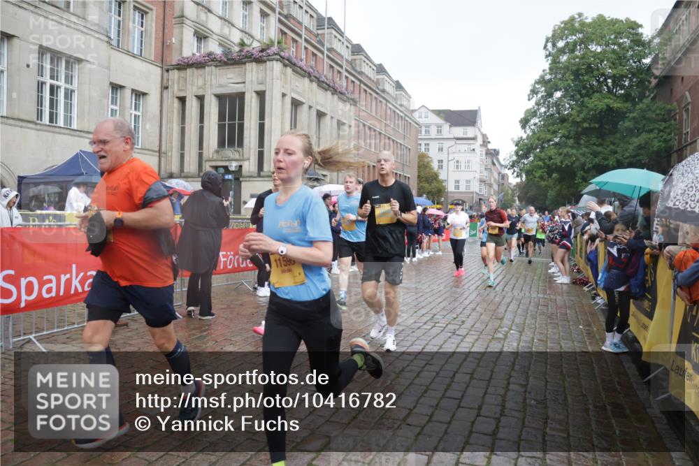 13.09.2026 - Kiel Lauf Yannick Fuchs http://msf.ph/oto/10416782 13.09.2026 10:48:39 Ziel 147, 170, 376, 418, 472, 1930, 2011, 2956, 3031, 3613, 3773, 3845, 4201, 4510, 4753, 5246, 5655, 5841, 6039, 7313, 7354, 7435, 7724, 8305, 8706, 9353, 9500, 9574, 12588, 12689, 199, 473, 854, 960, 1161, 1322, 1564, 1595, 1644, 1763, 1818, 2001, 2042, 2097, 2253, 2649, 2712, 3272, 3402, 3738, 4511, 4553, 4720, 4736, 4753, 4896, 5116, 5447, 5546, 6000, 6760, 7212, 7326, 8553, 8737, 9972, 10234, 10265, 10672, 11005, 11349, 11383, 439, 727, 3012, 3014, 10933 meine-sportfotos.de