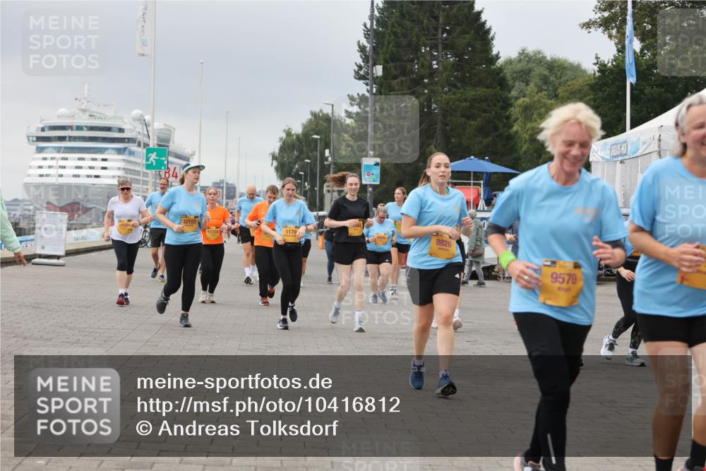 13.09.2026 - Kiel Lauf Andreas Tolksdorf http://msf.ph/oto/10416812 13.09.2026 10:07:33 Kiellinie 24, 7, 13, 11584, 4, 12193, 11713, 8826, 1170, 9570 meine-sportfotos.de