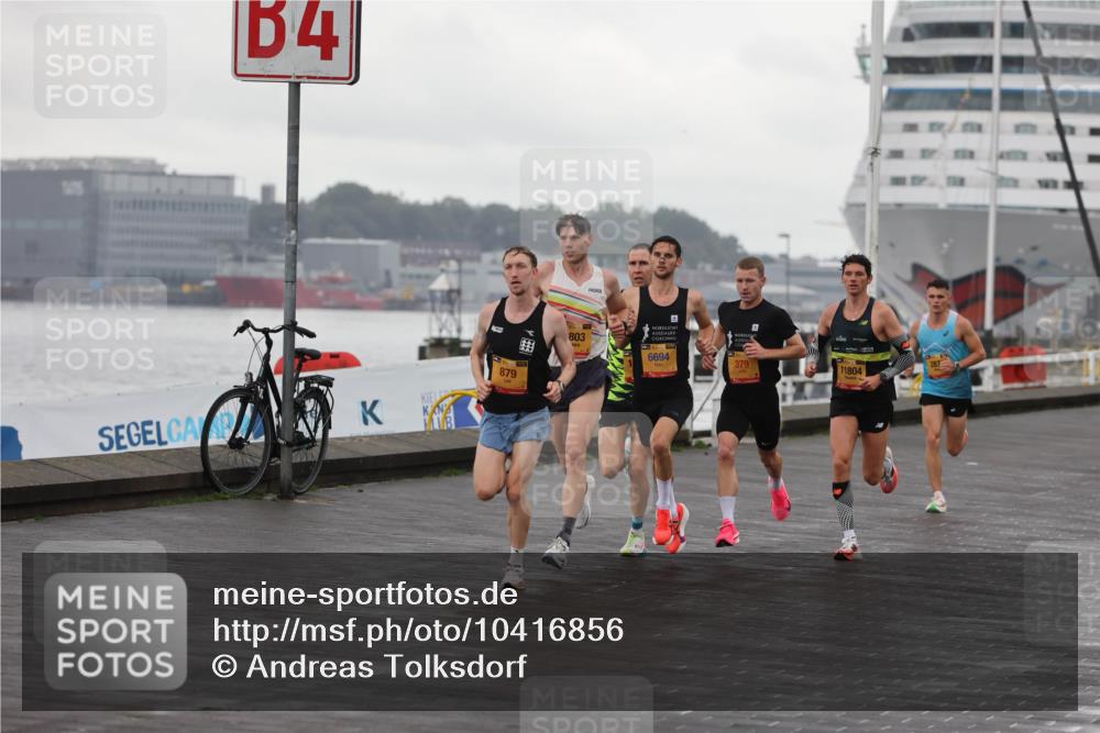 13.09.2026 - Kiel Lauf Andreas Tolksdorf http://msf.ph/oto/10416856 13.09.2026 10:55:47 Kiellinie 4, 879, 803, 6694, 379, 287, 11804 meine-sportfotos.de