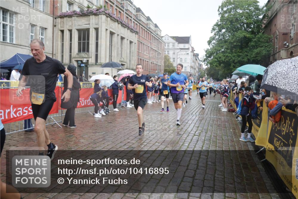 13.09.2026 - Kiel Lauf Yannick Fuchs http://msf.ph/oto/10416895 13.09.2026 10:48:48 Ziel 418, 439, 727, 1185, 1455, 1930, 2383, 3158, 3613, 3631, 3795, 3845, 3916, 4201, 4510, 5074, 5246, 5841, 6039, 6046, 6087, 6623, 6745, 7354, 7789, 8342, 8345, 8570, 8706, 8891, 9353, 9500, 9574, 10190, 10546, 11879, 12527, 12588, 12689, 147, 170, 199, 376, 472, 473, 854, 1161, 1322, 1564, 1763, 1818, 2001, 2011, 2042, 2097, 2253, 2649, 2956, 3031, 3272, 3402, 3613, 3738, 3773, 3845, 4511, 4736, 4753, 5116, 5447, 5546, 5655, 6000, 7326, 8553, 9972, 10265, 11005, 11349, 11383 meine-sportfotos.de
