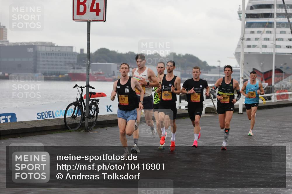 13.09.2026 - Kiel Lauf Andreas Tolksdorf http://msf.ph/oto/10416901 13.09.2026 10:55:47 Kiellinie 4, 879, 6694, 379, 2875, 1804 meine-sportfotos.de
