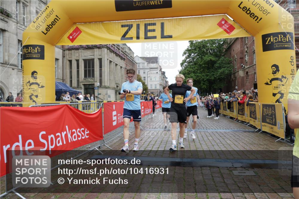 13.09.2026 - Kiel Lauf Yannick Fuchs http://msf.ph/oto/10416931 13.09.2026 09:38:06 Ziel 235, 836, 1487, 2408, 2854, 4089, 5242, 5534, 5930, 7459, 7723, 8702, 10444, 12613, 2057, 2221, 2638, 2720, 2854, 4252, 4790, 7723, 7827, 8702, 9518, 10220, 10656, 10690, 10778, 152, 1946, 2480, 2903, 3315, 3344, 6277, 11351, 2417, 5837, 7050, 7827, 8661, 10220, 10778, 12416 meine-sportfotos.de