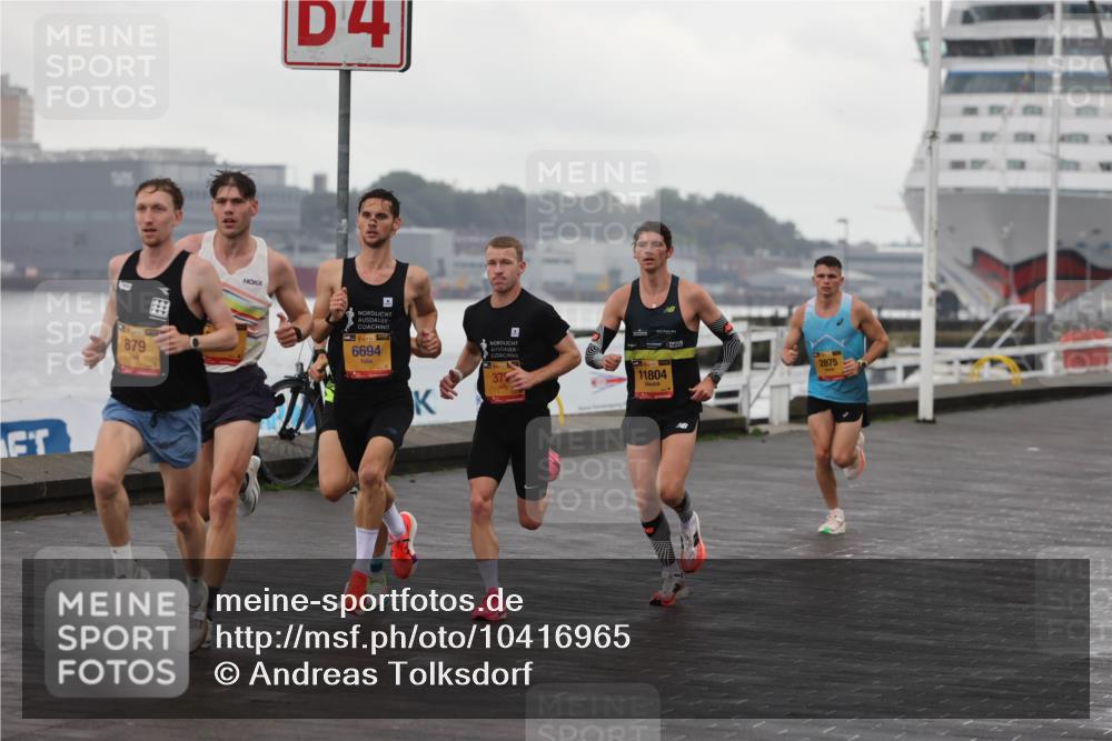 13.09.2026 - Kiel Lauf Andreas Tolksdorf http://msf.ph/oto/10416965 13.09.2026 10:55:48 Kiellinie 879, 4, 6694, 58, 11804, 2875 meine-sportfotos.de