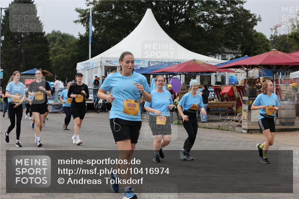 13.09.2026 - Kiel Lauf Andreas Tolksdorf http://msf.ph/oto/10416974 13.09.2026 10:07:35 Kiellinie 1442, 1925, 8826, 8014, 9800 meine-sportfotos.de