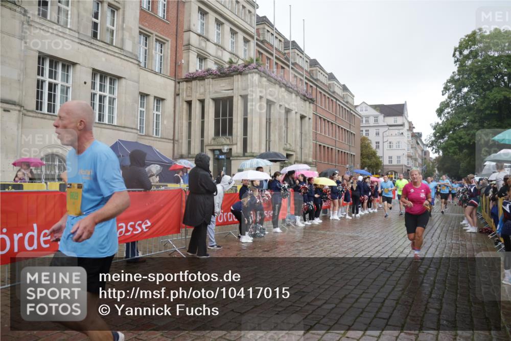 13.09.2026 - Kiel Lauf Yannick Fuchs http://msf.ph/oto/10417015 13.09.2026 10:49:02 Ziel 73, 598, 966, 1087, 1185, 1483, 1732, 1989, 2810, 3399, 3496, 3640, 3795, 4140, 4528, 4809, 4865, 4876, 5228, 5803, 6050, 6305, 6376, 6745, 7789, 7906, 7999, 8032, 8271, 8377, 8891, 8991, 9031, 9728, 10411, 10481, 11099, 11117, 11475, 11974, 12064, 12527, 12582, 12759, 147, 170, 376, 418, 439, 472, 727, 1322, 1455, 1930, 2011, 2042, 2383, 2956, 3031, 3158, 3613, 3631, 3773, 3845, 3916, 4201, 4510, 4753, 5074, 5246, 5655, 6046, 6087, 8891 meine-sportfotos.de