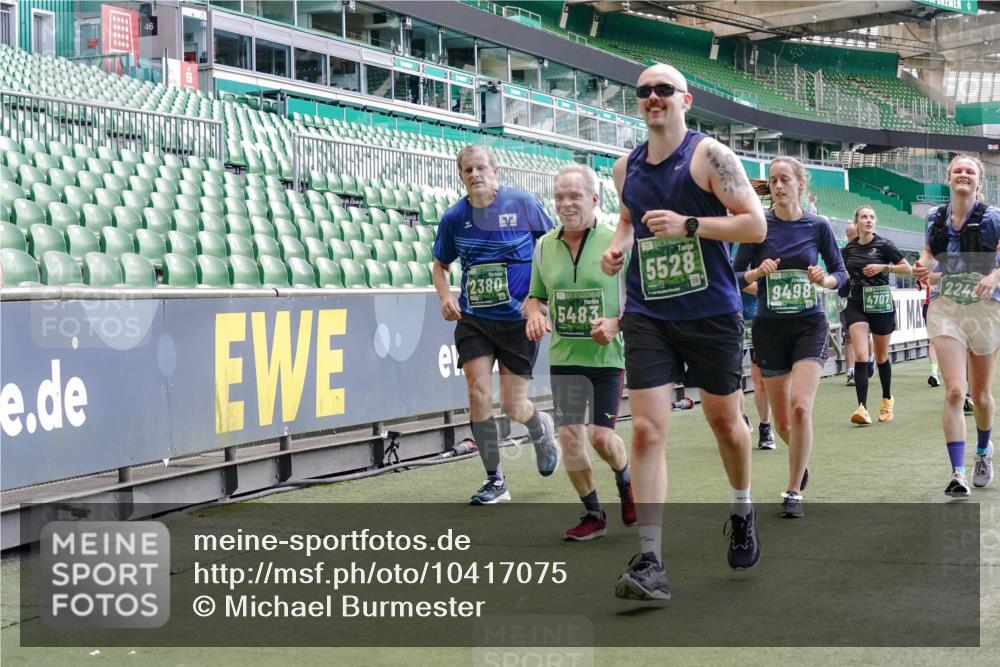 13.09.2026 - 21. swb-Marathon Bremen Michael Burmester http://msf.ph/oto/10417075 13.09.2026 13:20:04 Laufen im Stadion 333, 464, 486, 512, 704, 921, 938, 1066, 1129, 1156, 1409, 1431, 1439, 1446, 1506, 1697, 1756, 1765, 1815, 1846, 1916, 2010, 2028, 2064, 2139, 2224, 2240, 2278, 2315, 2349, 2394, 2395, 2417, 2437, 2501, 2519, 2533, 2557, 2563, 2588, 2622, 2626, 2689, 2694, 2695, 2702, 2703, 2722, 2756, 2786, 2793, 2843, 2845, 2886, 2944, 2983, 3004, 3017, 3018, 3031, 3035, 3036, 3037, 3046, 3059, 3072, 3102, 3116, 3139, 3189, 3198, 3243, 3263, 3264, 3285, 3287, 3310, 3315, 3619, 3879 meine-sportfotos.de