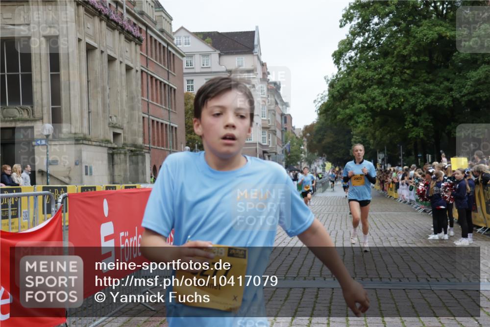 13.09.2026 - Kiel Lauf Yannick Fuchs http://msf.ph/oto/10417079 13.09.2026 09:38:18 Ziel 152, 1487, 1946, 2480, 2903, 5242, 6277, 235, 836, 2057, 2221, 2408, 2638, 2854, 4089, 4790, 5534, 5930, 7459, 7723, 8702, 9518, 10444, 10690, 12613, 1806, 3315, 3344, 4043, 4518, 4975, 6989, 9825, 11351, 2057, 2720, 4252, 4790, 9518 meine-sportfotos.de