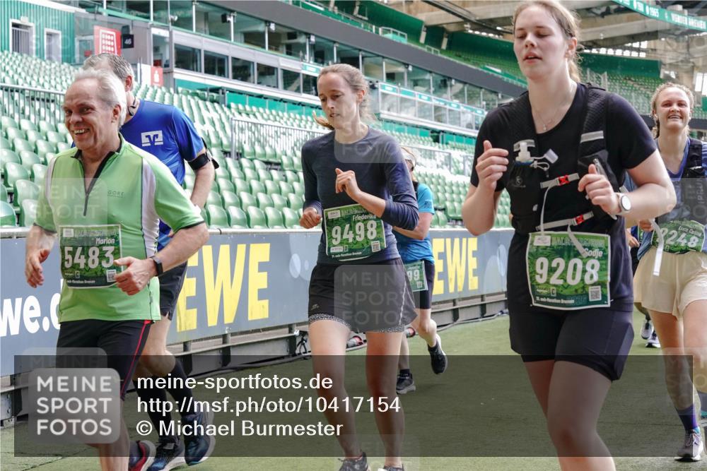 13.09.2026 - 21. swb-Marathon Bremen Michael Burmester http://msf.ph/oto/10417154 13.09.2026 13:20:06 Laufen im Stadion 333, 464, 486, 512, 704, 921, 938, 1066, 1129, 1156, 1409, 1431, 1439, 1446, 1506, 1697, 1756, 1765, 1815, 1846, 1916, 2010, 2028, 2064, 2139, 2224, 2240, 2278, 2315, 2349, 2394, 2395, 2417, 2437, 2501, 2519, 2533, 2557, 2563, 2588, 2622, 2626, 2689, 2694, 2695, 2702, 2703, 2722, 2756, 2786, 2793, 2843, 2845, 2886, 2944, 2983, 3004, 3017, 3018, 3031, 3035, 3036, 3037, 3046, 3059, 3072, 3102, 3116, 3139, 3189, 3198, 3243, 3263, 3264, 3285, 3287, 3310, 3315, 3619 meine-sportfotos.de