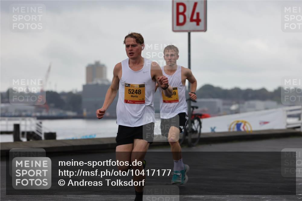 13.09.2026 - Kiel Lauf Andreas Tolksdorf http://msf.ph/oto/10417177 13.09.2026 10:56:20 Kiellinie 38, 5248, 9, 4 meine-sportfotos.de