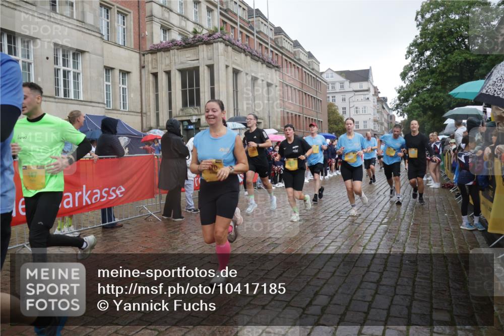 13.09.2026 - Kiel Lauf Yannick Fuchs http://msf.ph/oto/10417185 13.09.2026 10:49:11 Ziel 810, 1087, 1483, 1533, 1732, 1989, 2051, 2074, 2810, 2879, 3399, 3640, 4140, 4206, 4670, 4865, 4876, 5543, 6305, 6855, 6933, 7545, 8032, 8329, 8594, 8991, 9728, 10079, 10411, 10481, 11099, 11117, 11475, 11974, 12305, 73, 147, 170, 376, 418, 439, 472, 598, 727, 966, 1185, 1455, 1930, 2383, 3158, 3496, 3613, 3631, 3795, 3845, 3916, 4201, 4510, 4528, 4809, 5074, 5228, 5246, 5803, 6046, 6050, 6087, 6305, 6376, 6745, 7789, 7906, 7999, 8271, 8377, 8891, 959, 1770, 2133, 147 meine-sportfotos.de