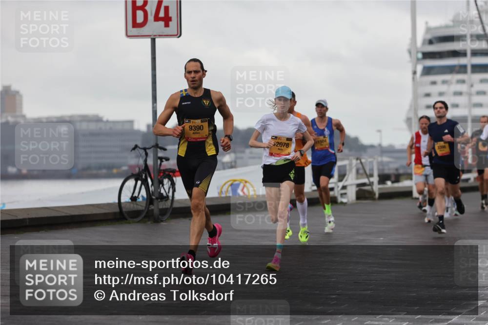 13.09.2026 - Kiel Lauf Andreas Tolksdorf http://msf.ph/oto/10417265 13.09.2026 10:56:22 Kiellinie 4, 135, 9390, 39, 2078, 1504 meine-sportfotos.de
