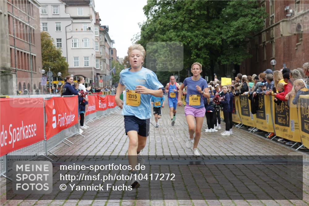 13.09.2026 - Kiel Lauf Yannick Fuchs http://msf.ph/oto/10417272 13.09.2026 09:38:27 Ziel 1806, 1946, 2480, 2903, 3315, 3344, 4043, 9825, 11351, 152, 235, 836, 1487, 2221, 2408, 2638, 2854, 4089, 5242, 5534, 5930, 6277, 7459, 7723, 8702, 10444, 10690, 12613, 3814, 4518, 4975, 6989, 7747, 8482, 9759, 10415, 2221, 2638, 4790, 10690 meine-sportfotos.de