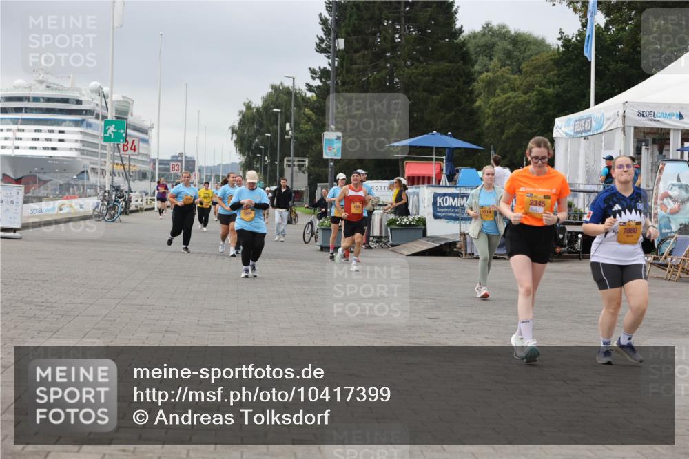 13.09.2026 - Kiel Lauf Andreas Tolksdorf http://msf.ph/oto/10417399 13.09.2026 10:07:58 Kiellinie 4, 3, 2469, 2345, 7880 meine-sportfotos.de