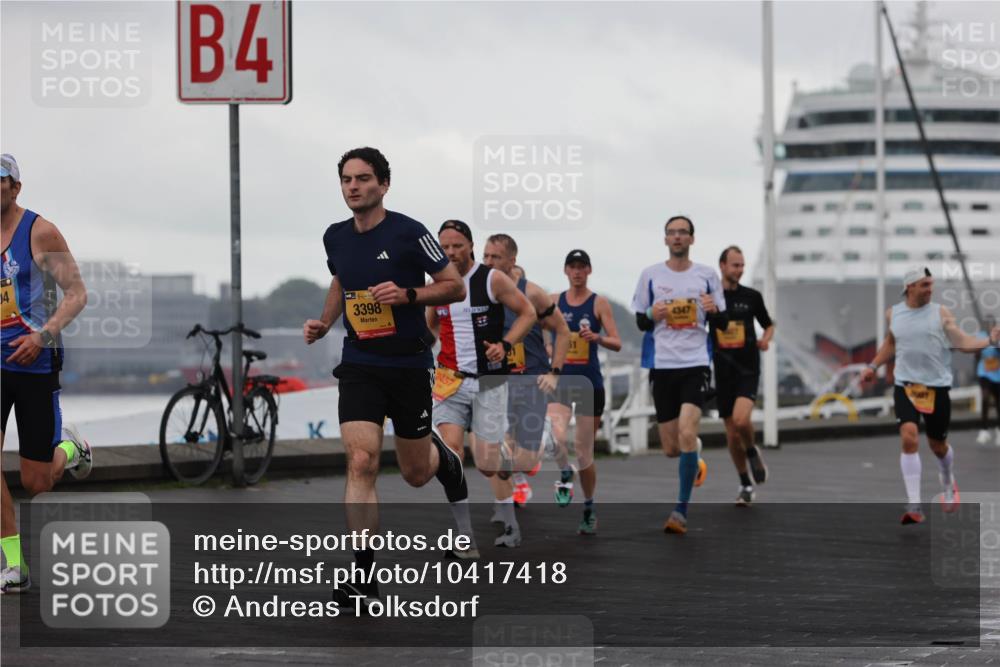 13.09.2026 - Kiel Lauf Andreas Tolksdorf http://msf.ph/oto/10417418 13.09.2026 10:56:25 Kiellinie 04, 4, 3398 meine-sportfotos.de