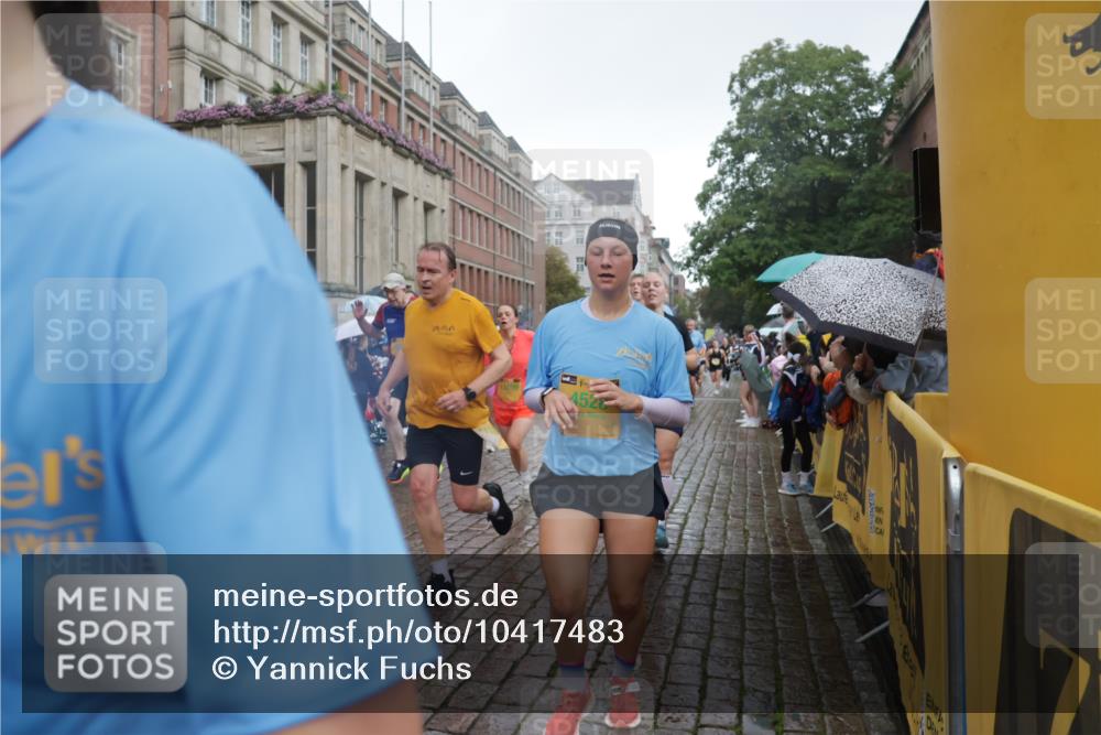 13.09.2026 - Kiel Lauf Yannick Fuchs http://msf.ph/oto/10417483 13.09.2026 10:49:34 Ziel 959, 1770, 2133, 2167, 2668, 2705, 3259, 3528, 3979, 4049, 4937, 5054, 5179, 5651, 5741, 6034, 6292, 6321, 6339, 6877, 6972, 7295, 7311, 7978, 8717, 9040, 9469, 10037, 10191, 10204, 10516, 12180, 12515, 810, 1087, 1483, 1533, 1732, 1989, 2010, 2051, 2074, 2810, 2879, 3399, 3523, 3640, 3895, 4140, 4169, 4206, 4528, 4599, 4670, 4815, 4865, 4876, 4937, 5480, 5543, 5614, 5803, 6305, 6376, 6855, 6933, 7182, 7545, 8032, 8271, 8329, 8594, 73 meine-sportfotos.de
