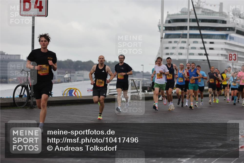 13.09.2026 - Kiel Lauf Andreas Tolksdorf http://msf.ph/oto/10417496 13.09.2026 10:56:40 Kiellinie 4, 264, 8209, 11809, 3290, 3 meine-sportfotos.de