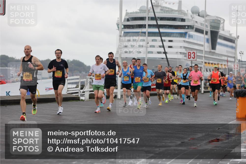 13.09.2026 - Kiel Lauf Andreas Tolksdorf http://msf.ph/oto/10417547 13.09.2026 10:56:41 Kiellinie 290, 7208, 8209, 11809, 6182, 6549, 10512, 3, 2, 22 meine-sportfotos.de