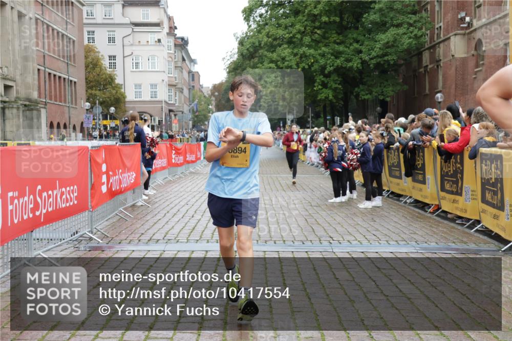 13.09.2026 - Kiel Lauf Yannick Fuchs http://msf.ph/oto/10417554 13.09.2026 09:38:50 Ziel 682, 3814, 4314, 7747, 8313, 8482, 9759, 9838, 10415, 10894, 1806, 1946, 2480, 2903, 3315, 3344, 3814, 4043, 4518, 4975, 6989, 9825, 11351, 20, 1702, 1927, 8943, 12496, 152, 1487, 5242, 6277 meine-sportfotos.de