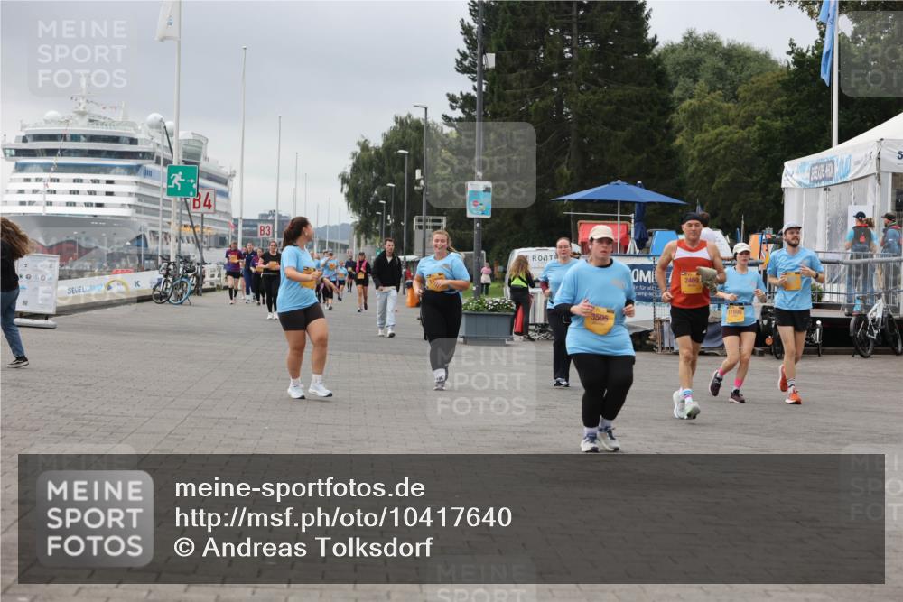 13.09.2026 - Kiel Lauf Andreas Tolksdorf http://msf.ph/oto/10417640 13.09.2026 10:08:03 Kiellinie 13, 4, 3, 3505, 2469 meine-sportfotos.de
