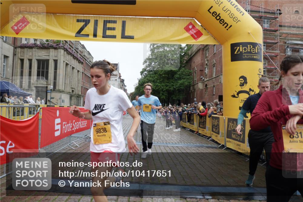 13.09.2026 - Kiel Lauf Yannick Fuchs http://msf.ph/oto/10417651 13.09.2026 09:38:58 Ziel 682, 1702, 4314, 8313, 8943, 9838, 10894, 1806, 3315, 3344, 3814, 4043, 4518, 4975, 6989, 7747, 8482, 9759, 9825, 10415, 10894, 11351, 20, 1927, 5272, 5398, 5869, 7431, 12496, 12682, 12833, 1946, 2480, 2903, 3315, 3344, 11351 meine-sportfotos.de
