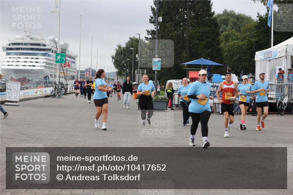 13.09.2026 - Kiel Lauf Andreas Tolksdorf http://msf.ph/oto/10417652 13.09.2026 10:08:03 Kiellinie 24, 7, 3, 4, 11230, 2469, 11599 meine-sportfotos.de