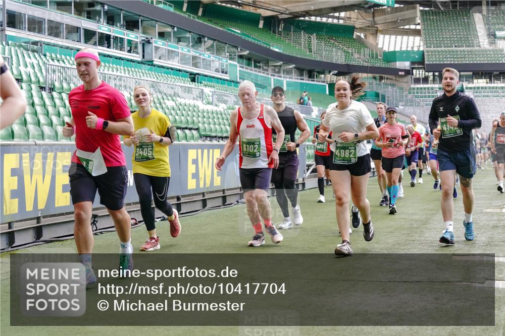 13.09.2026 - 21. swb-Marathon Bremen Michael Burmester http://msf.ph/oto/10417704 13.09.2026 13:20:17 Laufen im Stadion 333, 464, 512, 620, 704, 938, 1066, 1129, 1156, 1409, 1439, 1446, 1506, 1697, 1756, 1808, 1815, 1846, 1916, 2010, 2028, 2064, 2139, 2201, 2224, 2240, 2258, 2278, 2315, 2349, 2394, 2395, 2414, 2417, 2437, 2501, 2519, 2533, 2557, 2563, 2588, 2622, 2626, 2689, 2694, 2695, 2702, 2703, 2722, 2736, 2756, 2786, 2793, 2843, 2845, 2886, 2983, 3004, 3010, 3017, 3018, 3031, 3035, 3036, 3037, 3046, 3059, 3070, 3072, 3074, 3102, 3116, 3139, 3189, 3198, 3243, 3263, 3264, 3287, 3310, 3315 meine-sportfotos.de