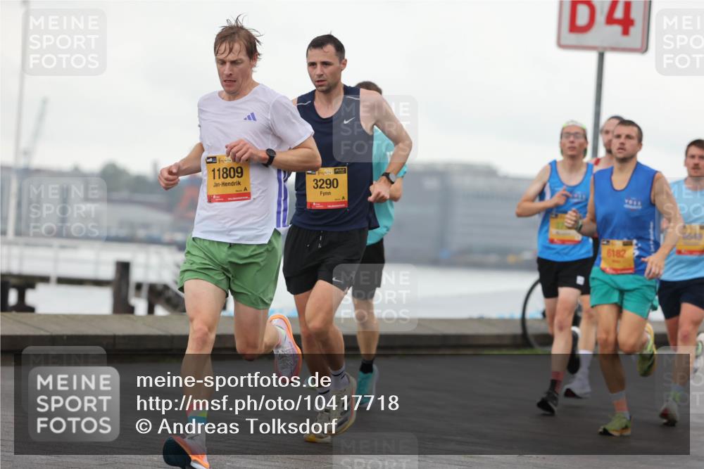 13.09.2026 - Kiel Lauf Andreas Tolksdorf http://msf.ph/oto/10417718 13.09.2026 10:56:46 Kiellinie 1, 11809, 3290, 4, 6182 meine-sportfotos.de