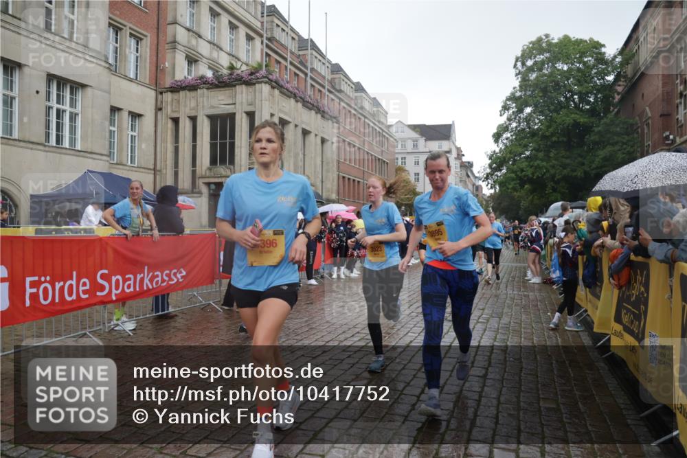 13.09.2026 - Kiel Lauf Yannick Fuchs http://msf.ph/oto/10417752 13.09.2026 10:49:53 Ziel 136, 253, 1388, 1452, 2733, 3008, 3076, 3164, 3311, 3459, 3508, 4039, 4921, 5115, 5350, 5370, 5685, 5849, 6157, 6827, 6830, 6831, 7011, 7437, 8185, 8237, 8459, 8595, 8644, 8977, 9037, 9107, 9275, 9449, 10171, 10216, 10297, 10534, 10703, 10767, 11414, 11485, 11524, 11712, 12378, 12410, 12590, 959, 1770, 2010, 2133, 2167, 2245, 2668, 2705, 3259, 3294, 3311, 3508, 3523, 3528, 3895, 3979, 4049, 4169, 4599, 4937, 5054, 5179, 5651, 5741, 5849, 6024, 6034, 6292, 6321, 6339, 6877 meine-sportfotos.de