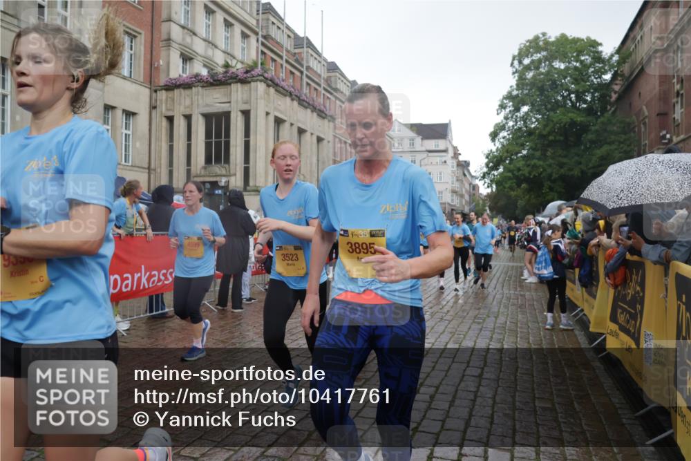 13.09.2026 - Kiel Lauf Yannick Fuchs http://msf.ph/oto/10417761 13.09.2026 10:49:53 Ziel 136, 253, 1388, 1452, 2733, 3008, 3076, 3164, 3311, 3459, 3508, 4039, 4921, 5115, 5350, 5370, 5685, 5849, 6157, 6827, 6830, 6831, 7011, 7437, 8185, 8237, 8459, 8595, 8644, 8977, 9037, 9107, 9275, 9449, 10171, 10216, 10297, 10534, 10703, 10767, 11414, 11485, 11524, 11712, 12378, 12410, 12590, 959, 1770, 2010, 2133, 2167, 2245, 2668, 2705, 3259, 3294, 3311, 3508, 3523, 3528, 3895, 3979, 4049, 4169, 4599, 4937, 5054, 5179, 5651, 5741, 5849, 6024, 6034, 6292, 6321, 6339, 6877 meine-sportfotos.de