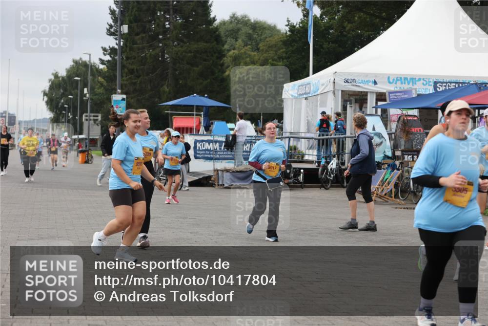 13.09.2026 - Kiel Lauf Andreas Tolksdorf http://msf.ph/oto/10417804 13.09.2026 10:08:07 Kiellinie 230, 9593, 5917, 3505 meine-sportfotos.de