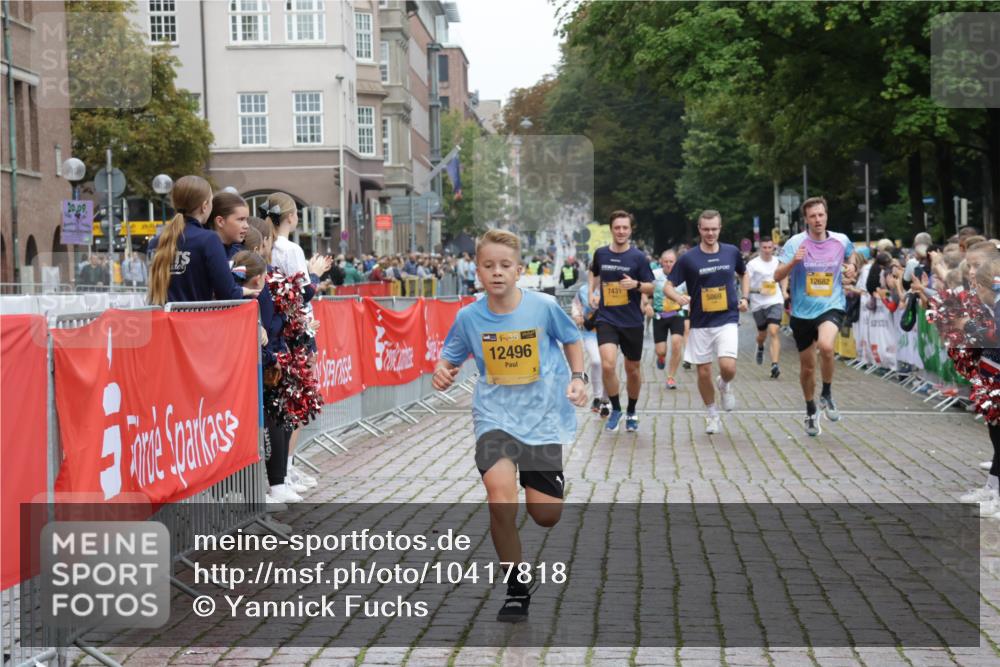 13.09.2026 - Kiel Lauf Yannick Fuchs http://msf.ph/oto/10417818 13.09.2026 09:39:11 Ziel 20, 1702, 1927, 5272, 5398, 5869, 7431, 12496, 12682, 682, 3814, 4314, 4975, 7747, 8313, 8482, 8943, 9759, 9838, 10415, 10894, 3522, 4104, 7216, 8591, 8807, 12833, 1806, 4043, 4518, 4975, 6989 meine-sportfotos.de