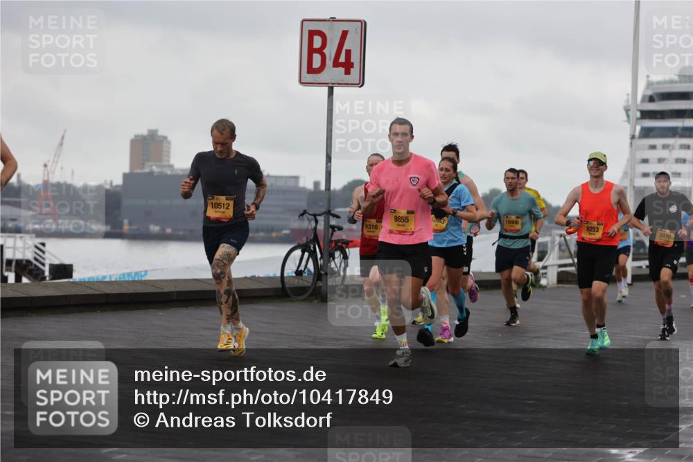 13.09.2026 - Kiel Lauf Andreas Tolksdorf http://msf.ph/oto/10417849 13.09.2026 10:56:48 Kiellinie 39, 10512, 4, 9316, 9855, 12683, 10008, 9253, 3970 meine-sportfotos.de