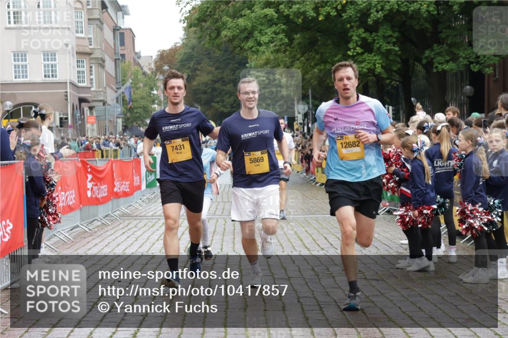 13.09.2026 - Kiel Lauf Yannick Fuchs http://msf.ph/oto/10417857 13.09.2026 09:39:13 Ziel 20, 1702, 1927, 5272, 5398, 5869, 7431, 12496, 12682, 12833, 682, 1702, 3814, 4314, 7747, 8313, 8482, 8943, 9759, 9838, 10415, 10894, 3522, 4104, 7216, 8591, 8807, 3814, 4518, 4975, 6989, 8482 meine-sportfotos.de
