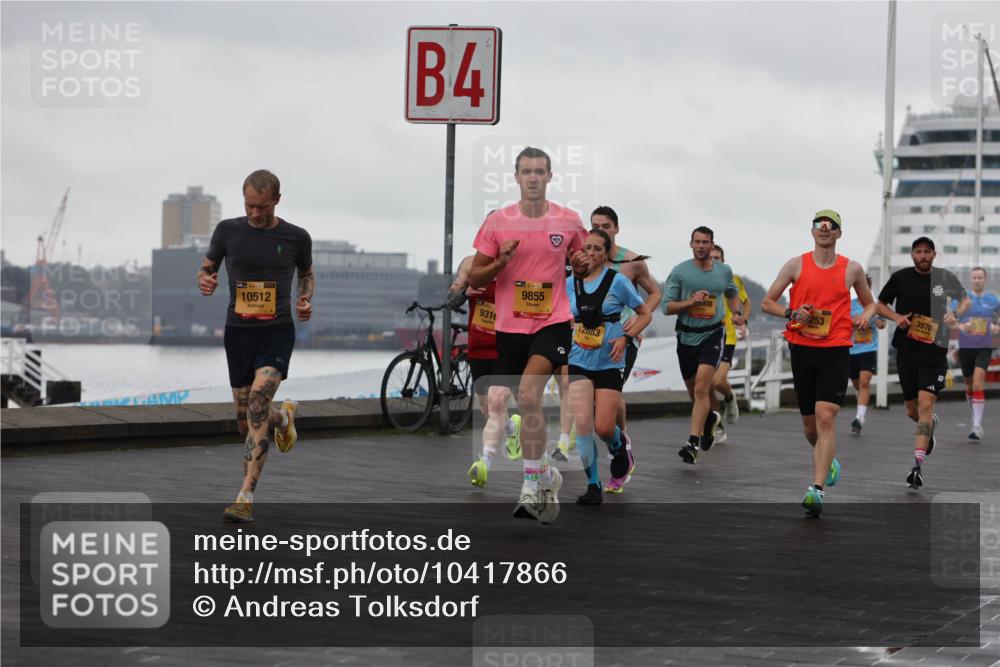13.09.2026 - Kiel Lauf Andreas Tolksdorf http://msf.ph/oto/10417866 13.09.2026 10:56:48 Kiellinie 10512, 4, 931, 39, 9855, 12083, 253, 3970 meine-sportfotos.de