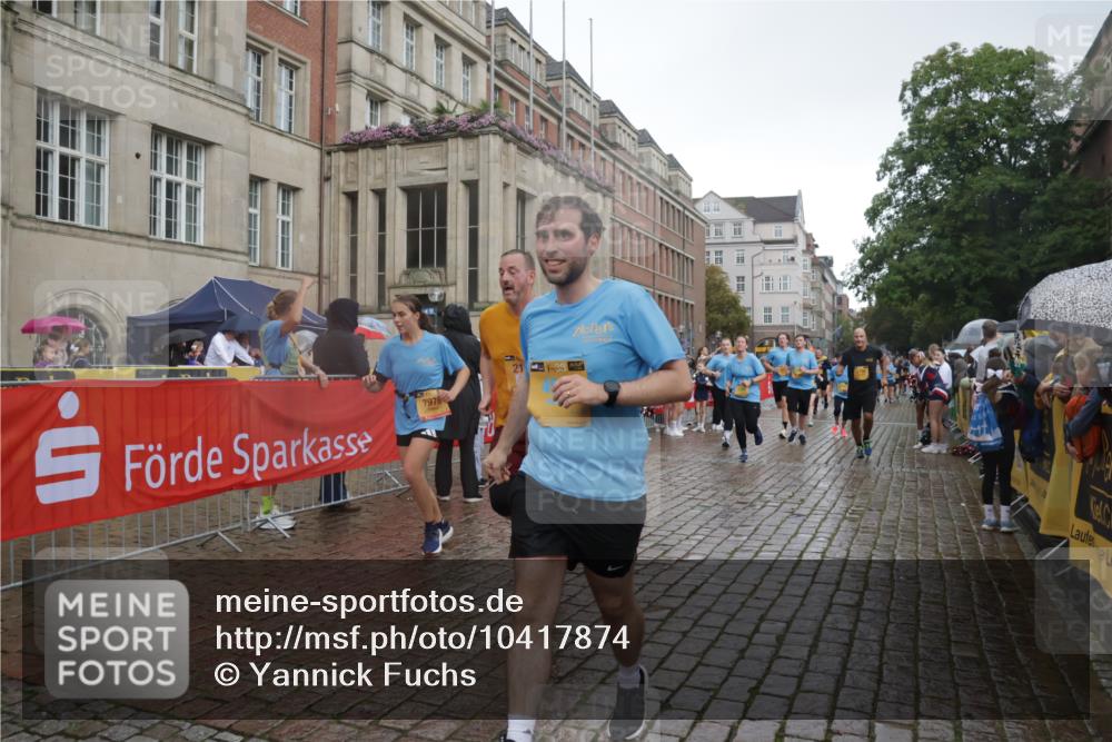 13.09.2026 - Kiel Lauf Yannick Fuchs http://msf.ph/oto/10417874 13.09.2026 10:49:59 Ziel 136, 253, 1057, 1401, 1452, 2733, 2901, 3076, 4039, 4317, 4921, 5115, 5438, 5685, 6830, 6831, 7437, 8185, 8237, 8459, 8595, 9449, 10171, 10216, 10237, 10297, 10534, 10767, 11414, 11437, 11485, 11524, 11712, 12590, 12664, 12747, 959, 1388, 1770, 2133, 2167, 2245, 2668, 2705, 3008, 3164, 3259, 3294, 3311, 3459, 3508, 3528, 3979, 4049, 4937, 5054, 5179, 5350, 5370, 5651, 5741, 5849, 6024, 6034, 6157, 6292, 6321, 6339, 6827, 6877, 7011, 8644, 8977, 9037, 177 meine-sportfotos.de